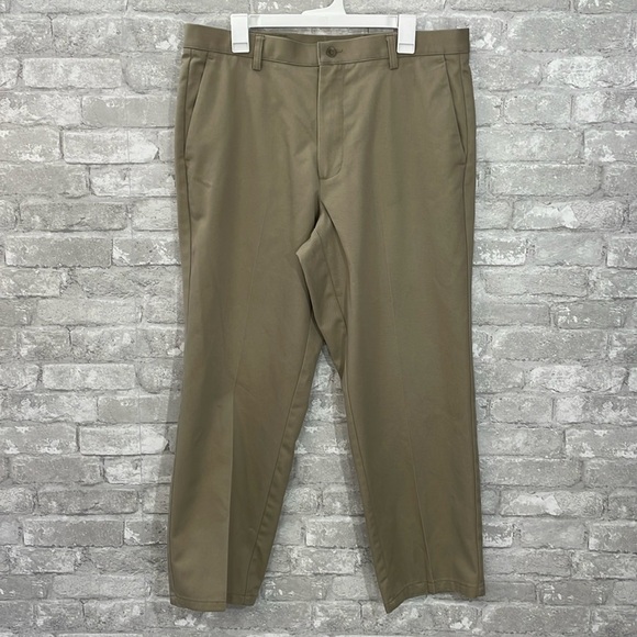 Dockers Khaki Pants - Picture 1 of 6